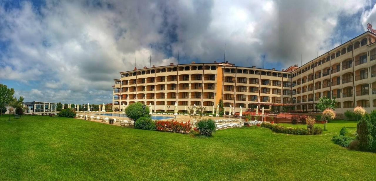 Aparthotel Regina Mare Tsarevo Exterior photo