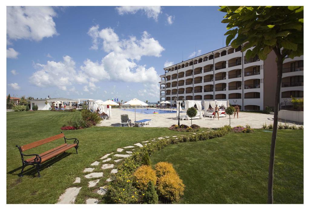 Aparthotel Regina Mare Tsarevo Exterior photo