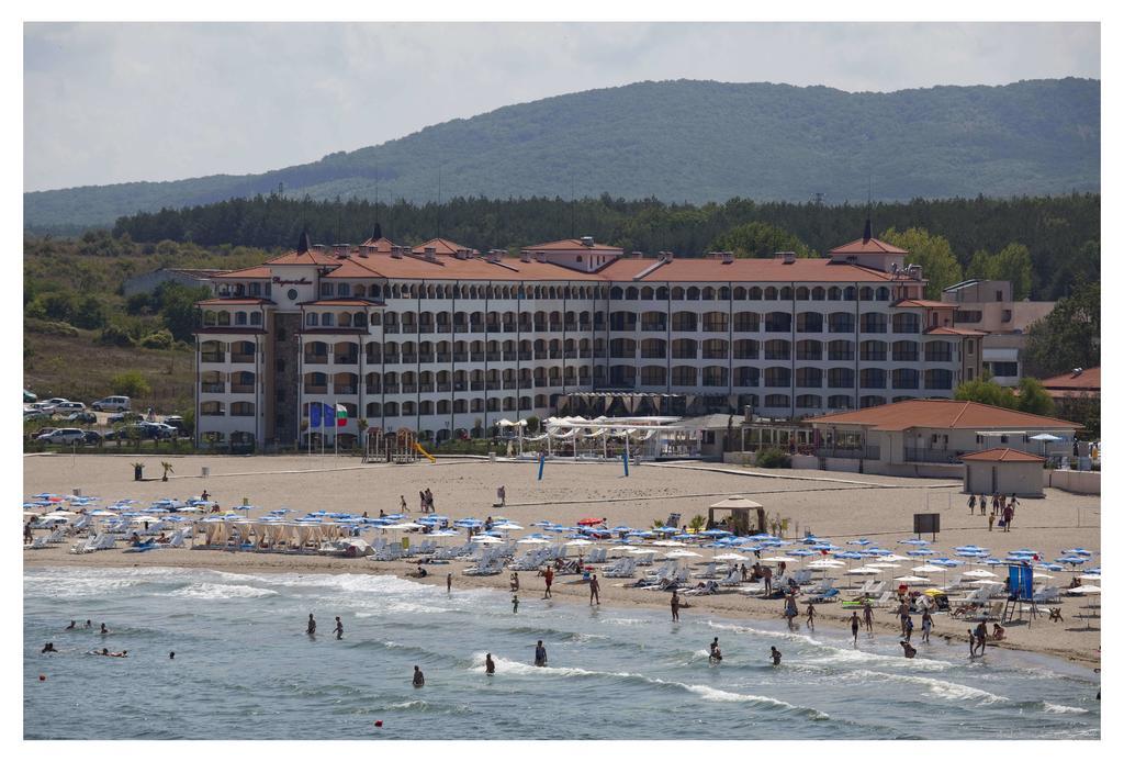Aparthotel Regina Mare Tsarevo Exterior photo