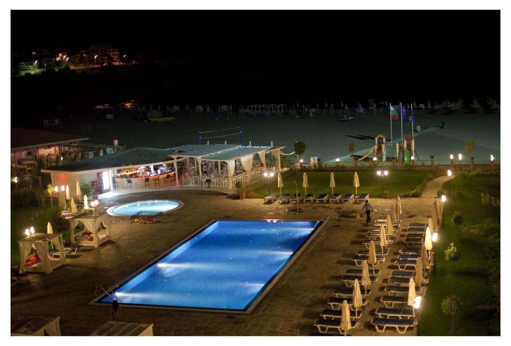 Aparthotel Regina Mare Tsarevo Exterior photo