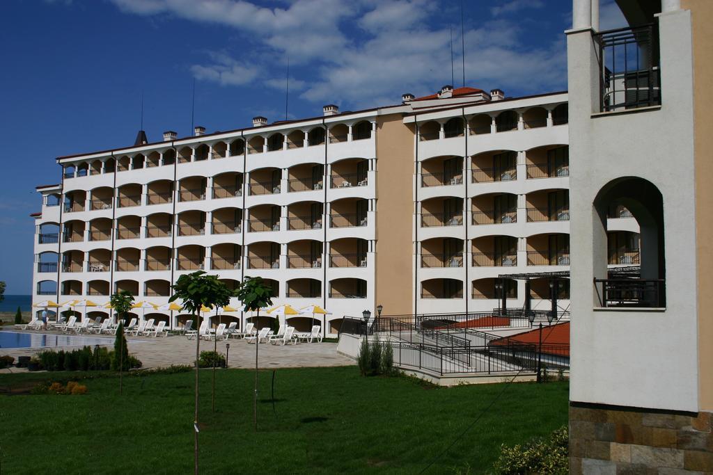 Aparthotel Regina Mare Tsarevo Exterior photo