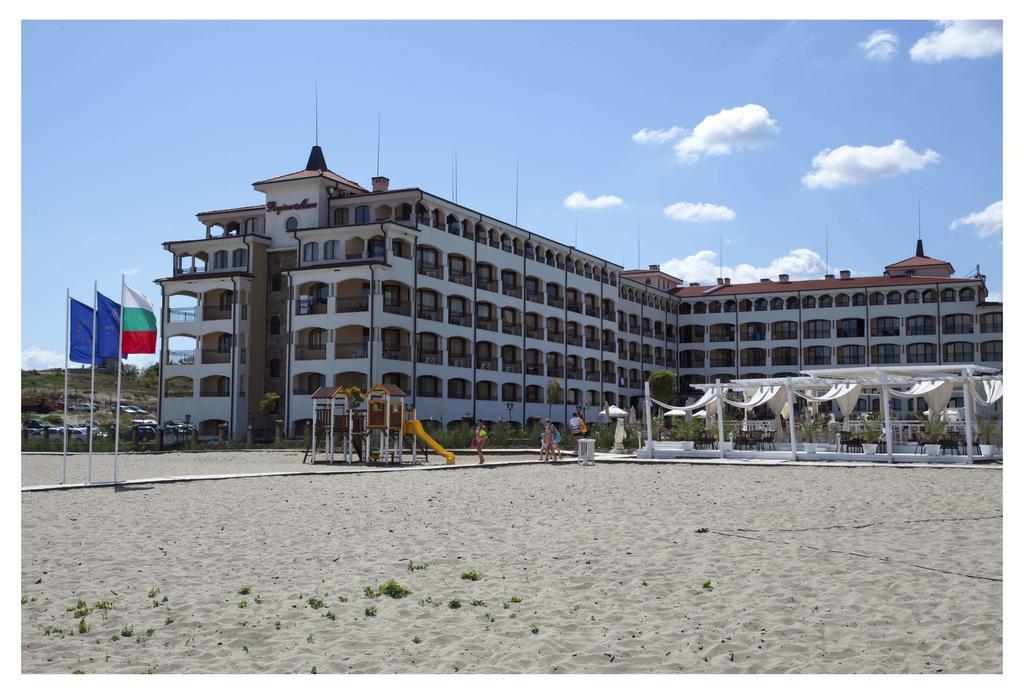 Aparthotel Regina Mare Tsarevo Exterior photo